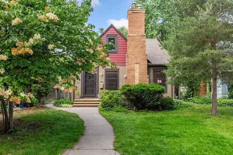 3320 48th Ave S, Minneapolis, MN 55406