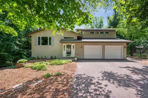 10291 Mandan Cir, Chaska, MN 55318