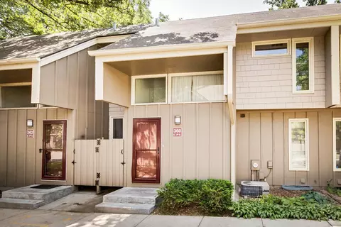 360 E 44th St, Minneapolis, MN 55409