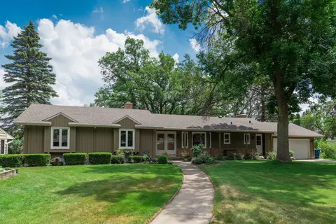 729 Forest Dale Rd, New Brighton, MN 55112