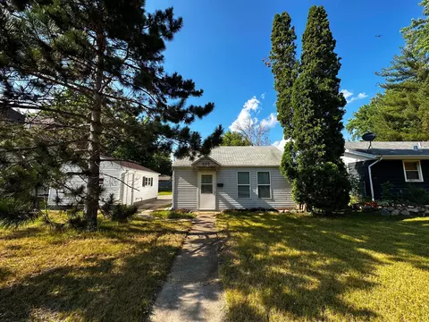 605 Elm St, Farmington, MN 55024
