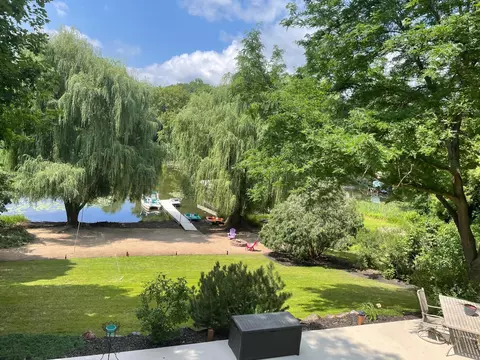 373 Maple Island Rd, Burnsville, MN 55306