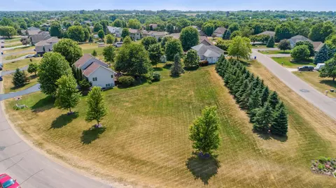 1 Nnn Island View Dr, New Richmond, WI 54017
