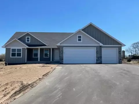 377 Bella Ct, Hudson, WI 54016