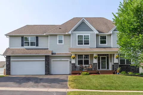 9648 211th St W, Lakeville, MN 55044