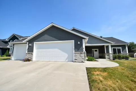 910 3rd Ave, Goodhue, MN 55027