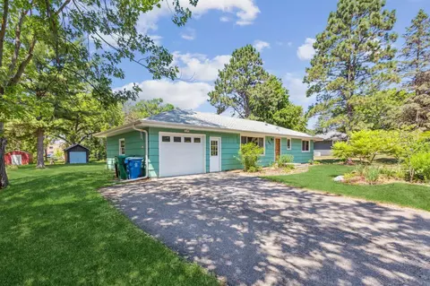 1605 Garland Ln N, Plymouth, MN 55447