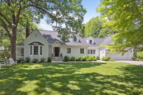 5224 Blake Rd S, Edina, MN 55436