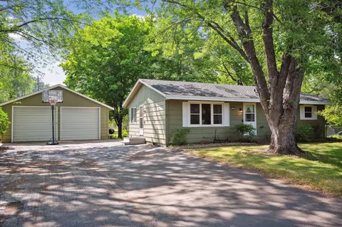11801 Winnetka Ave N, Champlin, MN 55316