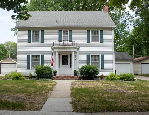 206 Third Ave SE, Mapleton, MN 56065