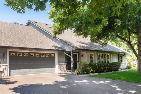 2545 Sumac Cir, White Bear Lake, MN 55110