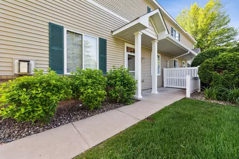 3442 Cherry Ln #D, Woodbury, MN 55129