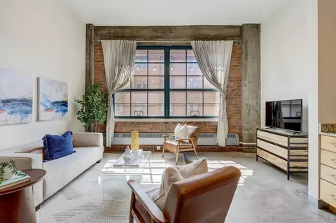 250 Park Ave #401, Minneapolis, MN 55415