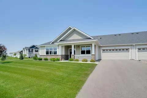 8194 63rd St S, Cottage Grove, MN 55016