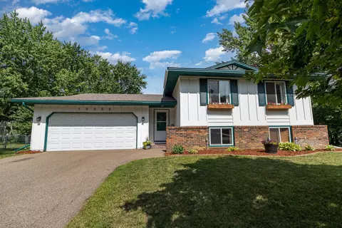 16555 Galaxie Way, Rosemount, MN 55068