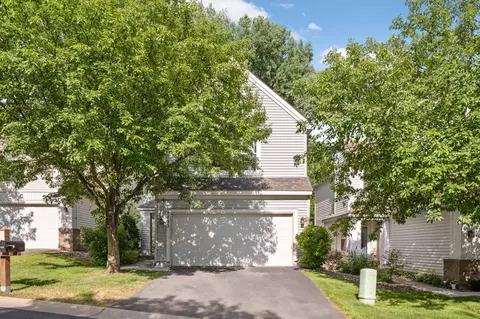 8723 N Bay Dr, Chanhassen, MN 55317