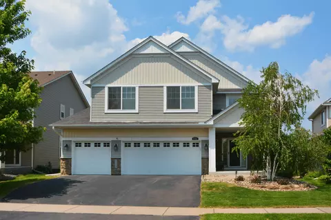 11112 Anvil Curv, Woodbury, MN 55129
