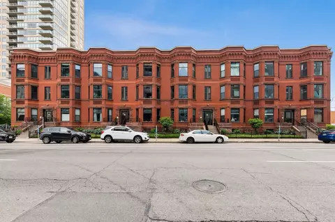 519 S 9th St #6, Minneapolis, MN 55404
