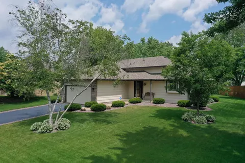 4275 153rd St W, Rosemount, MN 55068