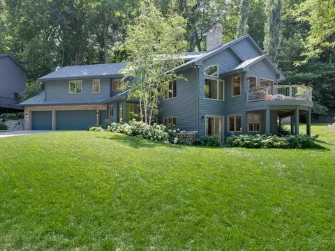 2725 Hemlock Ln N, Plymouth, MN 55441