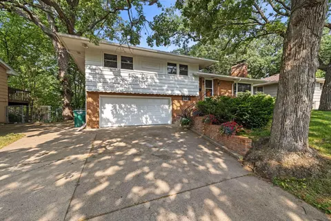 8306 Washburn Ave S, Bloomington, MN 55431
