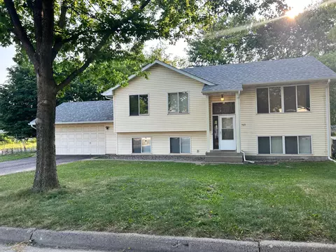 365 Kennard St, Saint Paul, MN 55106