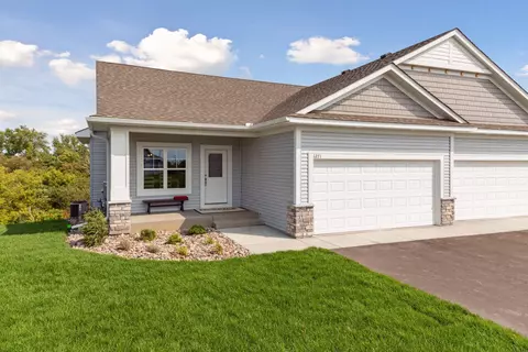 1227 Naser Way, New Richmond, WI 54017