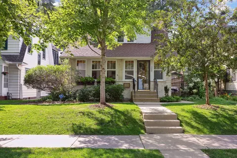 309 Brimhall St, Saint Paul, MN 55105