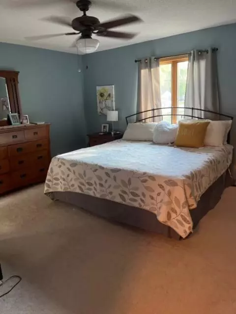 802 4th St, Lyle, MN 55953 photo 10