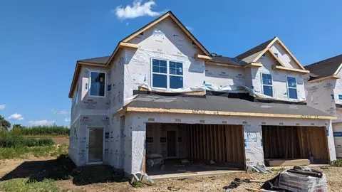 10670 Wiles Way, Woodbury, MN 55129