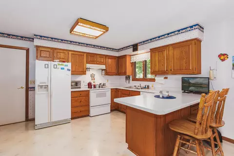 406 Circle Dr, Braham, MN 55006 photo 10