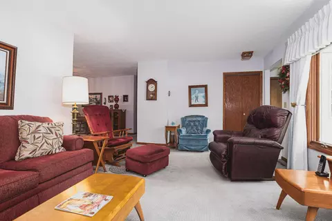 406 Circle Dr, Braham, MN 55006 photo 7