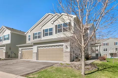 9526 Roosevelt Dr, Chanhassen, MN 55317