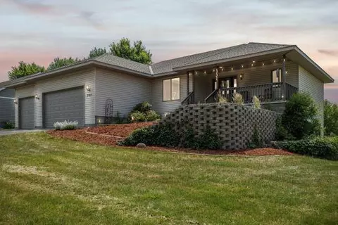 745 6th St NW, Richmond, MN 56368