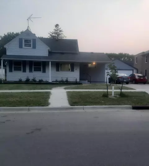 413 6th St N, Saint James, MN 56081