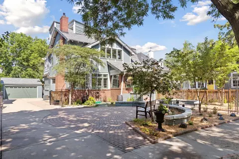 2708 Irving Ave S, Minneapolis, MN 55408