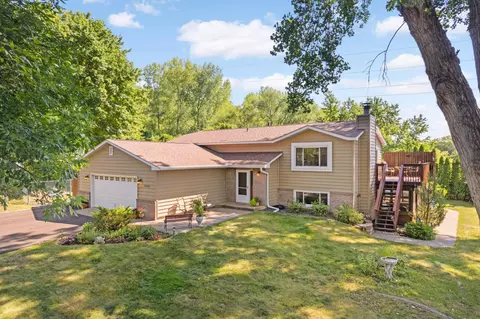 15609 Bryant Ave S, Burnsville, MN 55306