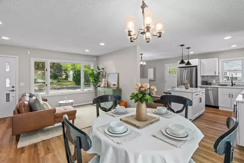 5224 Oregon Ave N, New Hope, MN 55428