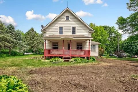 37013 State Highway 22, Saint Peter, MN 56082