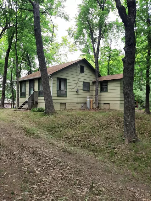9879 Maple Ridge Rd, Garrison, MN 56450