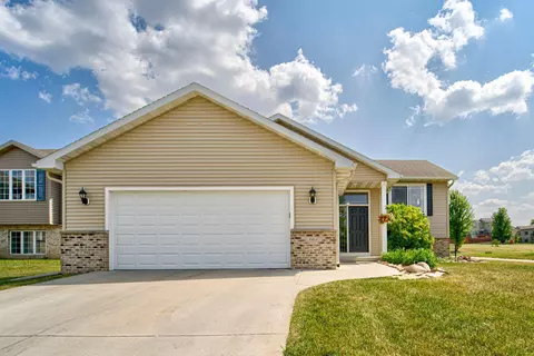 4464 Baraboo St NW, Rochester, MN 55901