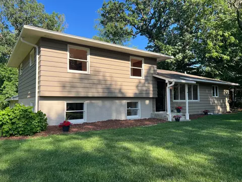 3153 Layton Ct N, Lake Elmo, MN 55042