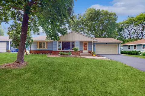246 69th Pl NE, Fridley, MN 55432