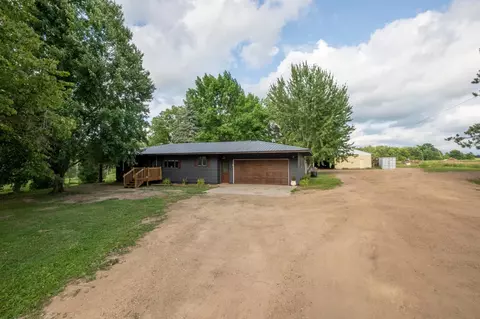 132 20th St, Clear Lake, WI 54005