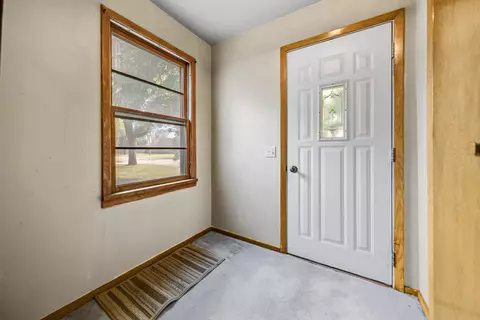 1047 9th Ave SW, Faribault, MN 55021 photo 6