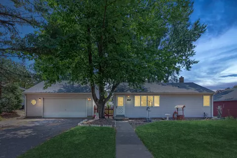 1500 Grandview Ave E, Maplewood, MN 55109