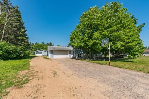 803 N Wells Ave N, Sebeka, MN 56477
