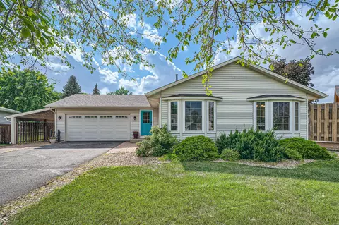 15585 Dapple Ct, Rosemount, MN 55068