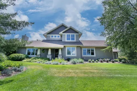 4805 Lilac Pl N, Lake Elmo, MN 55042