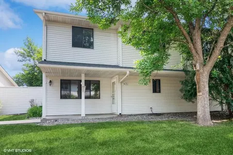 9435 Ranchview Ln N, Maple Grove, MN 55369